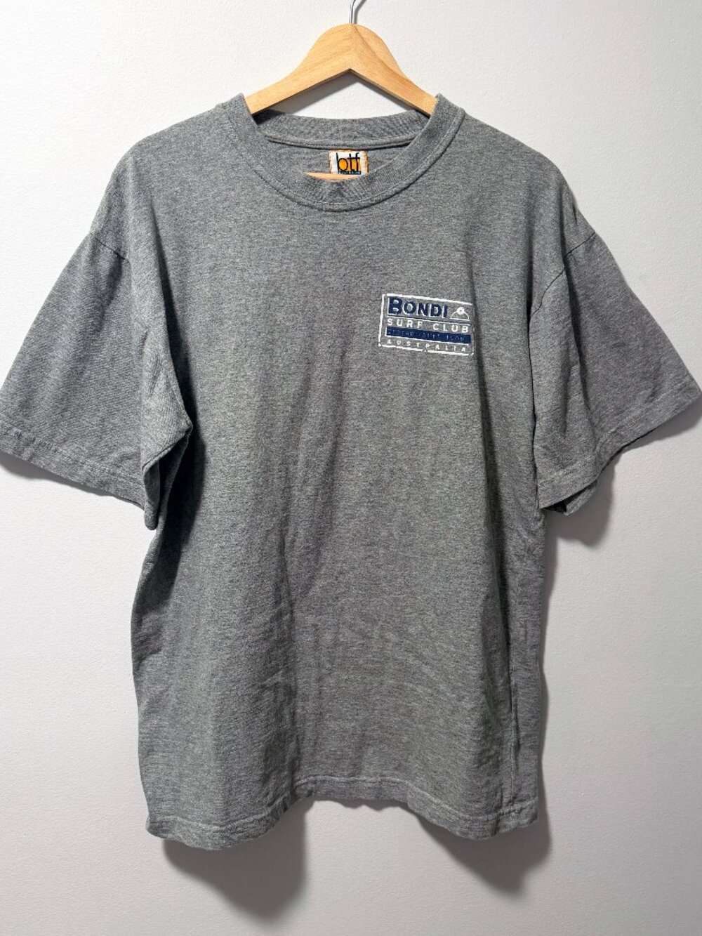 Australia Between the Flags Bondi Surf Club Grey Graphic Tee - XL